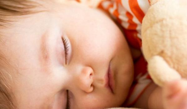 Wie wichtig ist der Mittagsschlaf für mein Kind? - jetzt informieren!