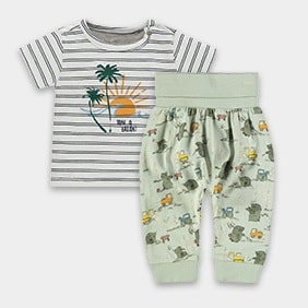 Babyoberteil und Hose