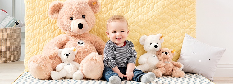 Kuscheltiere mit Baby